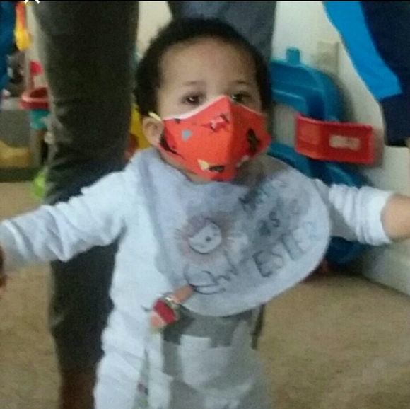 Handmade Face Mask - Picture 1 of 4